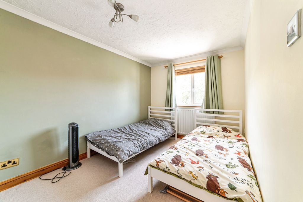 Additional image 21 of 4 bed detached house for saleSandpiper Way, Basingstoke RG22