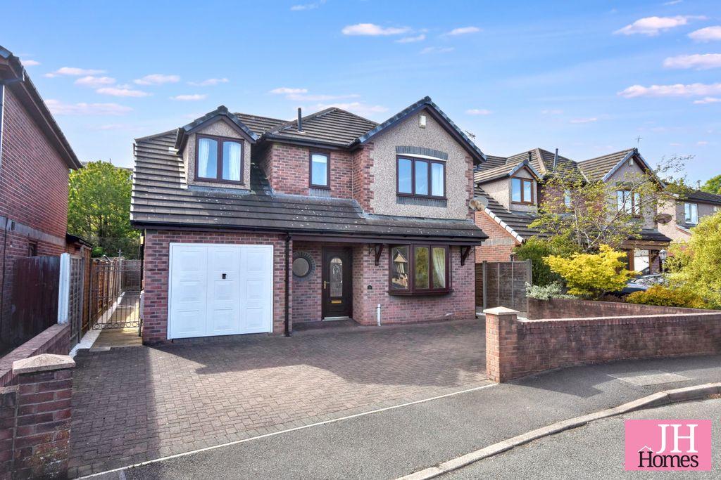 4 bed detached house for saleRiverside Gardens, Barrow-In-Furness, Cumbria LA13