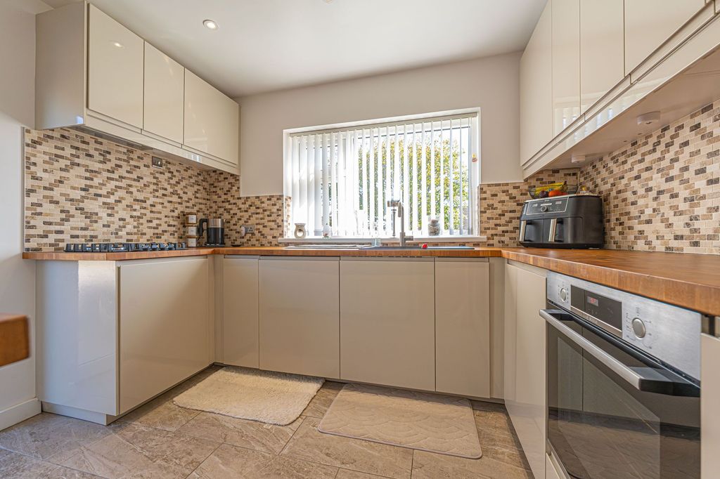 Additional image 2 of 5 bed detached house for saleAnthony Drive, Caerleon NP18
