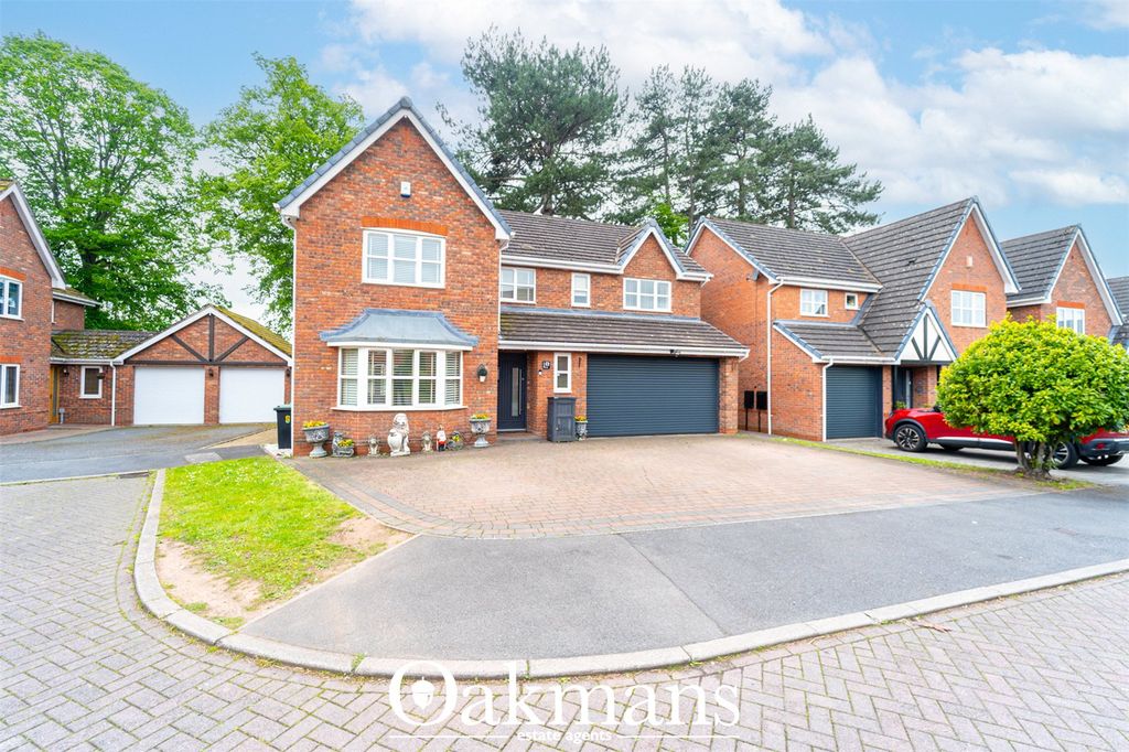 6 bed detached house for saleBlossom Drive, Bromsgrove, Worcestershire B61