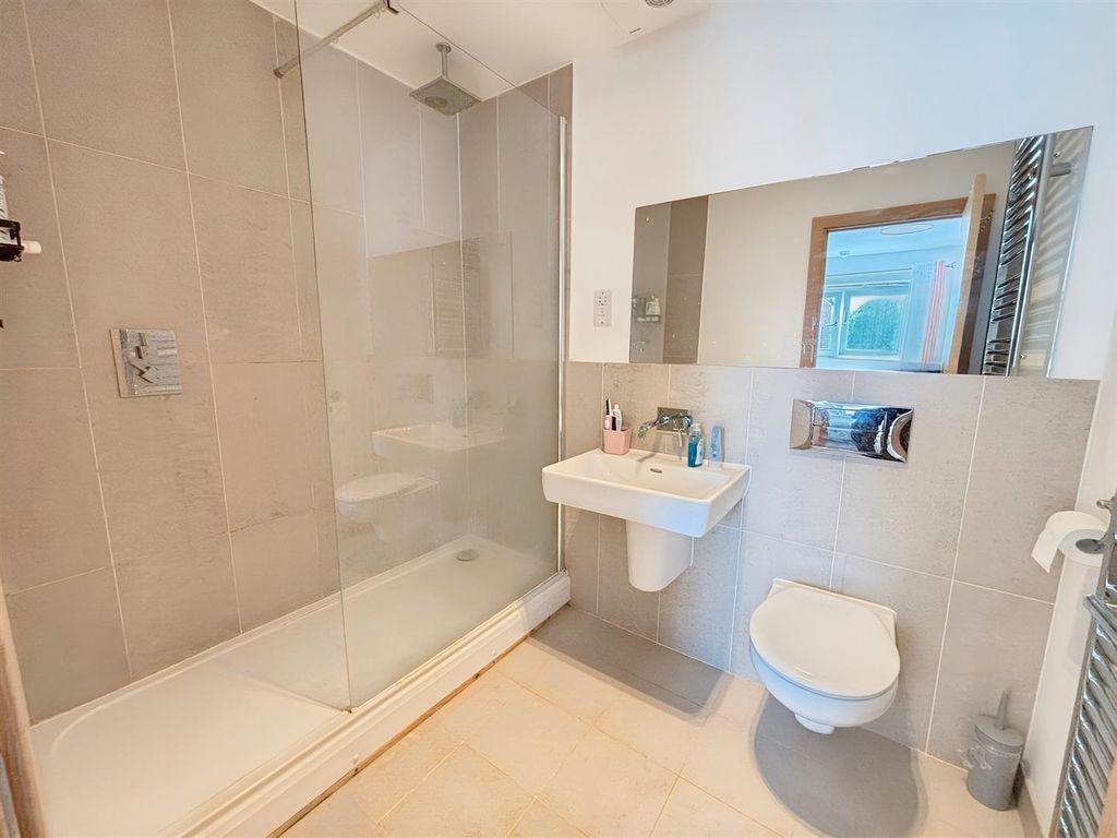 Additional image 10 of 2 bed flat for saleCherrydown East, Basildon SS16