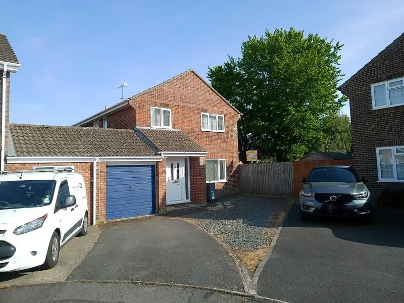 4 bed link detached house for saleBucklers Way, Bournemouth BH8