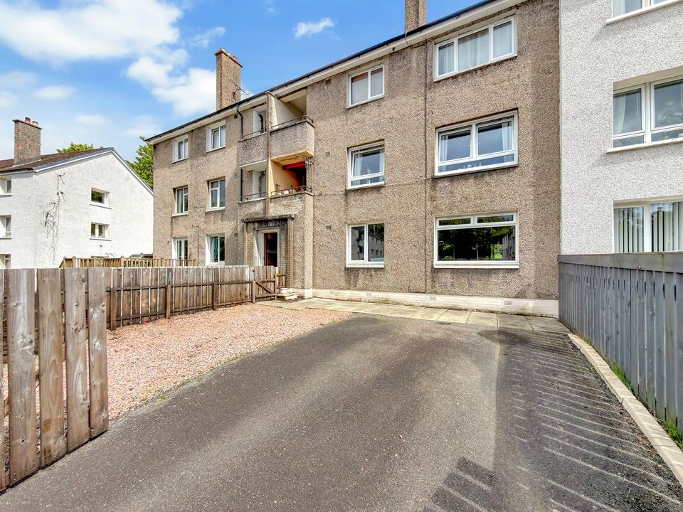 2 bed flat for saleCorran Brae, Oban, Argyll, Oban PA34