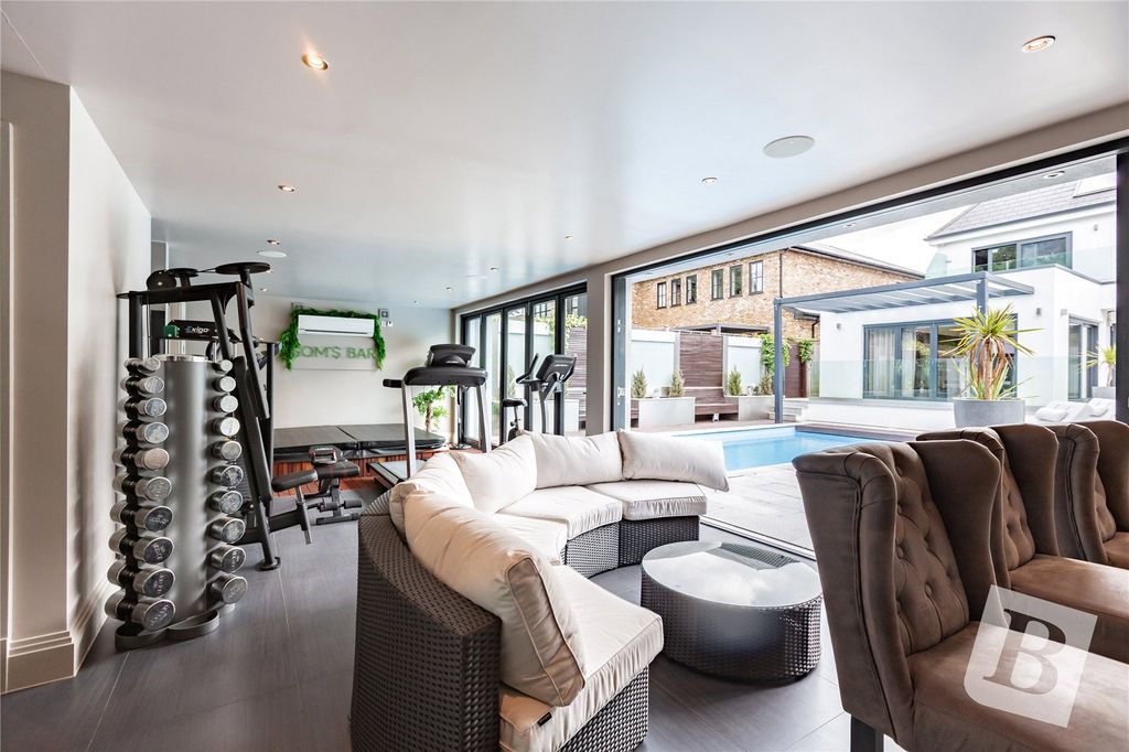 Additional image 33 of 5 bed detached house for saleNelmes Road, Emerson Park RM11