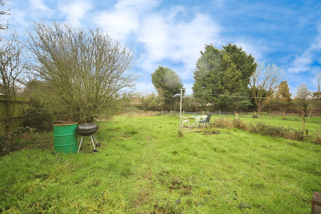 Additional image 15 of 2 bed maisonette for saleWest Green Drive, Stratford-Upon-Avon CV37