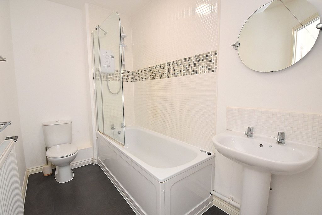 Additional image 7 of 2 bed flat for salePeach Pie Street, Wincanton, Somerset BA9