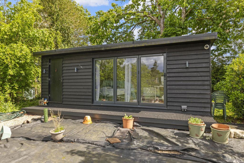 Additional image 17 of 5 bed detached house for saleNewnham Lane, Old Basing, Basingstoke, Hampshire RG24