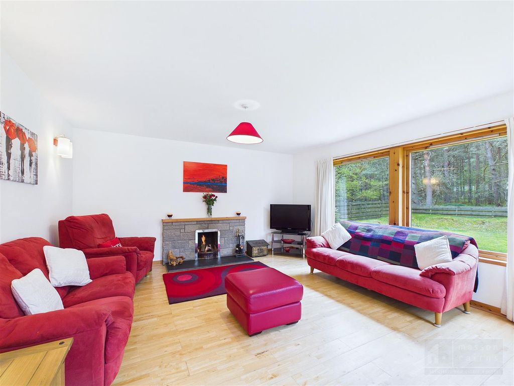 3 bed detached bungalow for saleSgoran Dubh, Deshar Road, Boat Of Garten PH24 photo 2