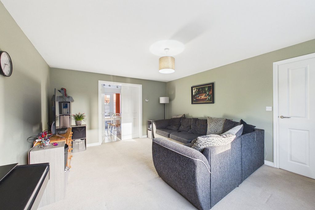 Additional image 3 of 4 bed detached house for saleSpeckled Wood Close, Attleborough NR17