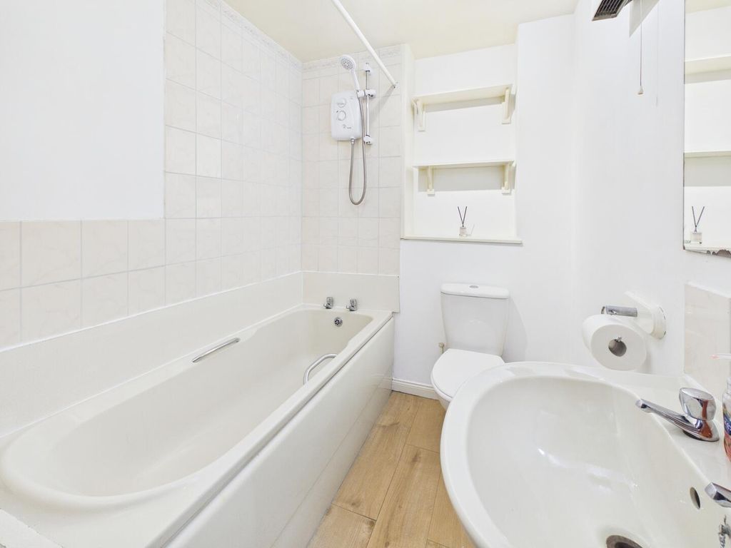 Additional image 5 of 2 bed flat for saleOld Distillery, Dingwall IV15