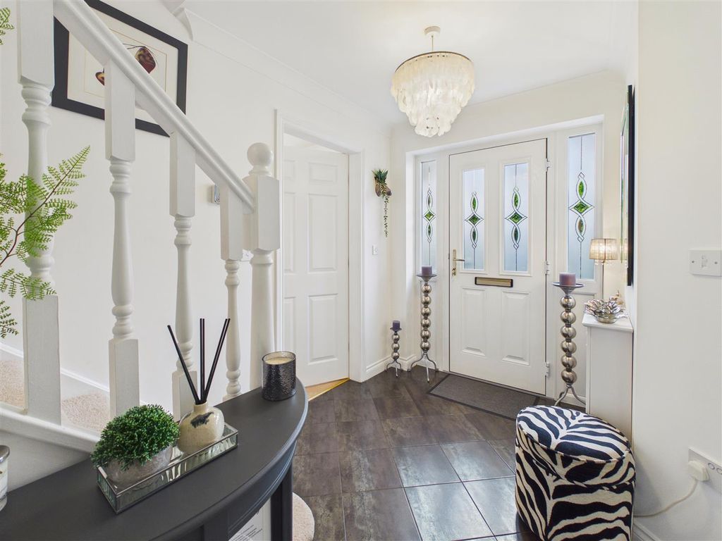 Additional image 6 of 3 bed detached house for saleMyrtle Way, Brough HU15
