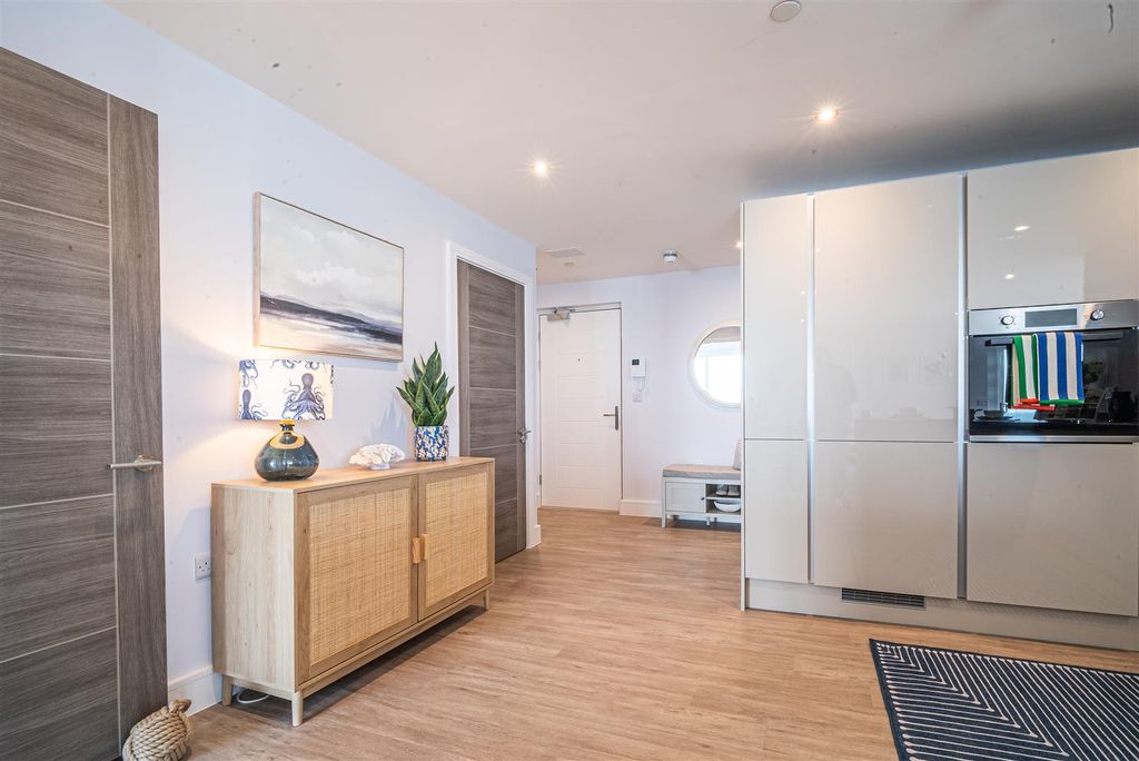 Additional image 24 of 2 bed flat for saleBreakwater Way, Sandown PO36