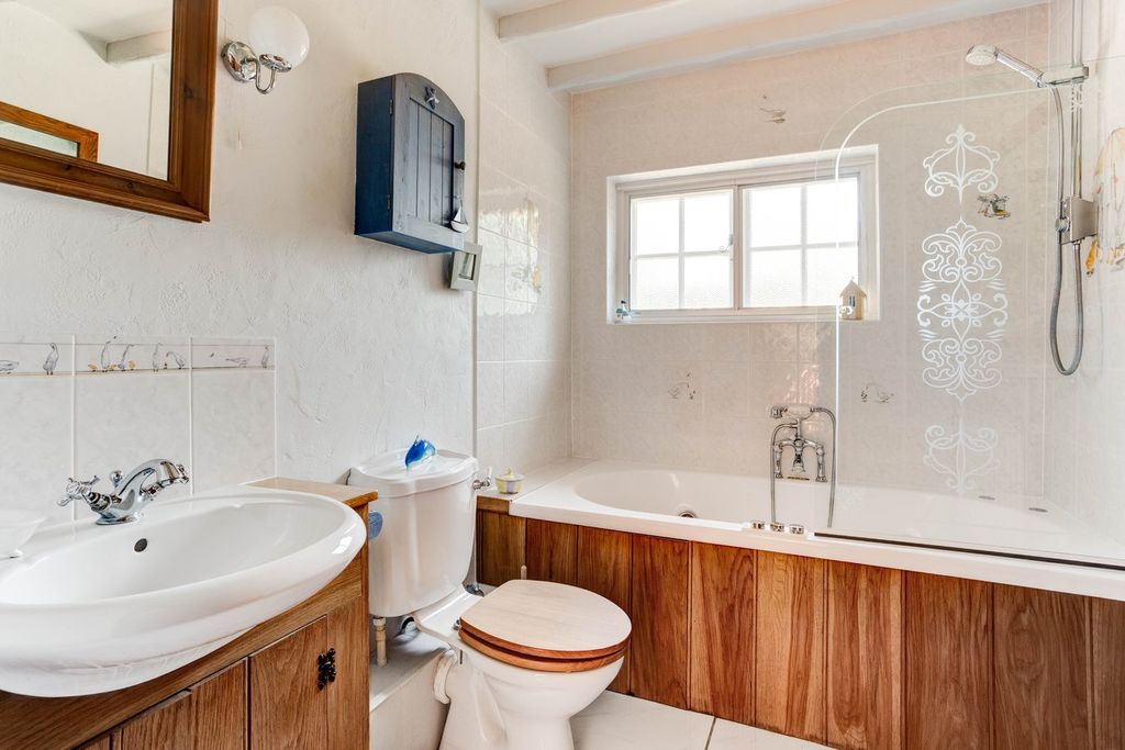 Additional image 15 of 4 bed detached bungalow for saleSandhurst Lane, Bexhill On Sea TN39