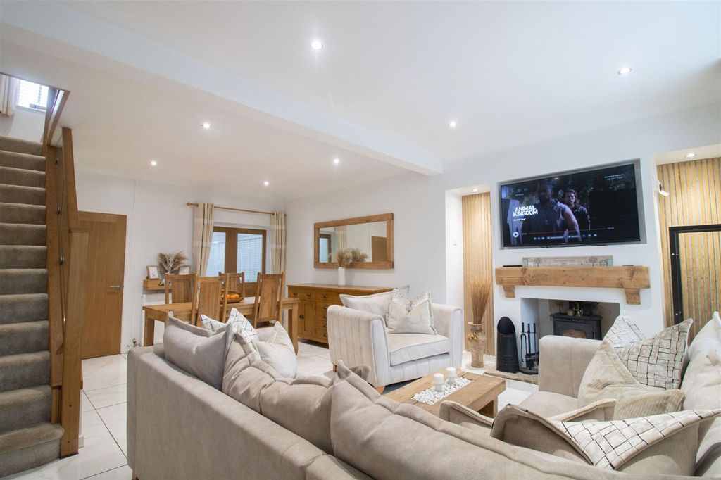 2 bed terraced house for saleArvonia Terrace, Fleur De Lis NP12