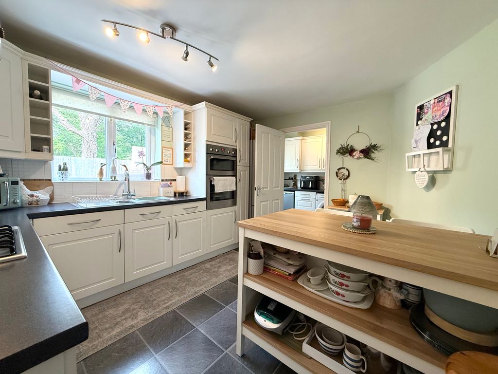 Additional image 7 of 4 bed detached house for saleGlas Y Gors, Cwmbach, Aberdare, Rhondda Cynon Taf CF44
