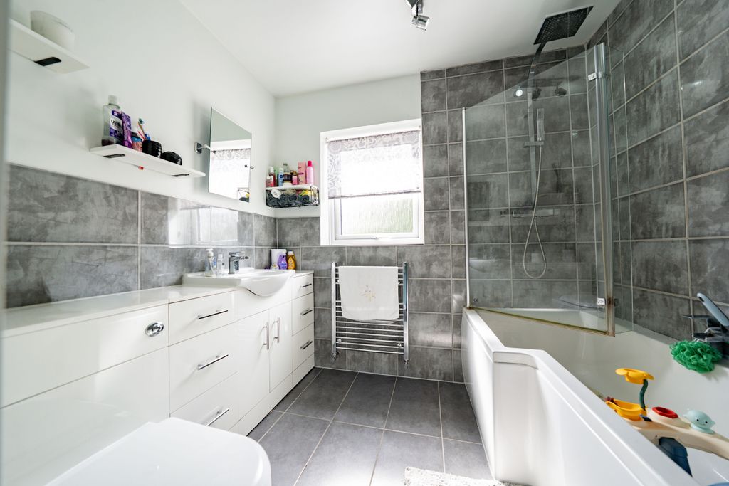 Additional image 18 of 3 bed semi-detached house for saleWhitcroft Close, Markfield, Leicestershire LE67