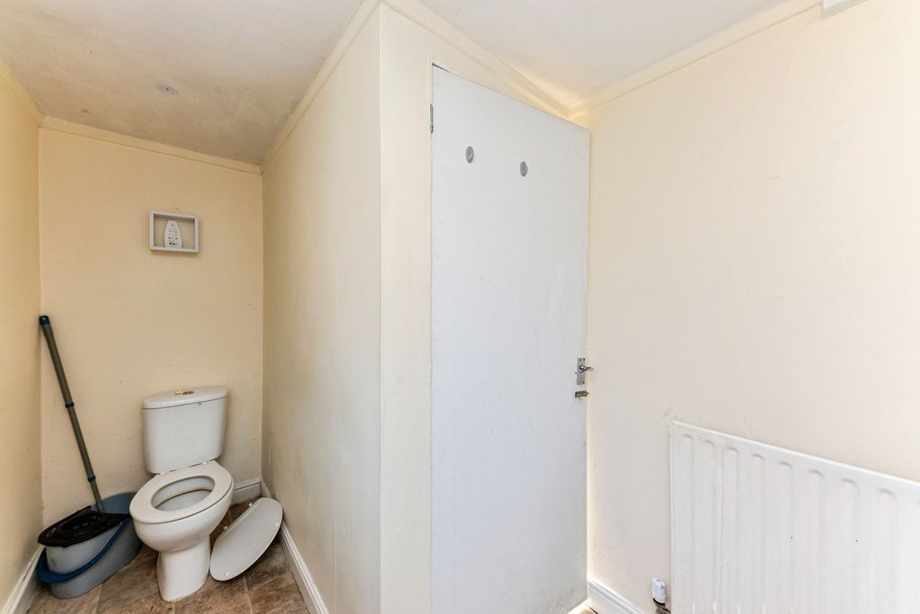 Additional image 11 of 1 bed flat for saleAlgernon Street, Grimsby DN32