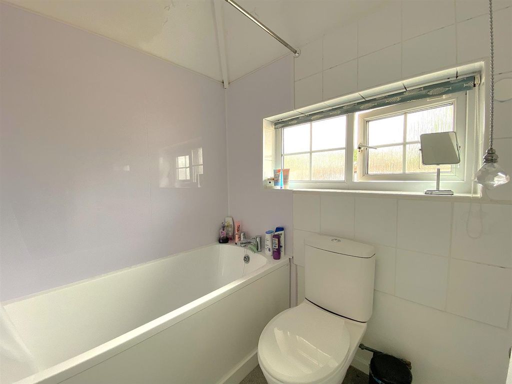 Additional image 10 of 2 bed flat for saleMount Street, Battle TN33