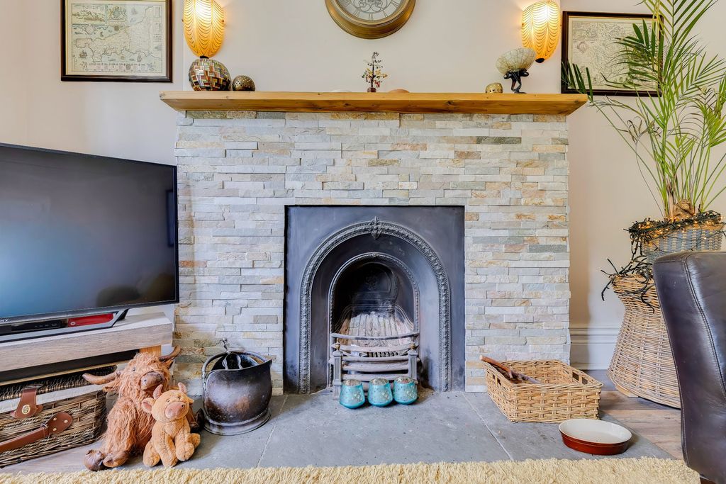 Additional image 6 of 4 bed terraced house for saleWaterloo Road, Penylan, Cardiff CF23