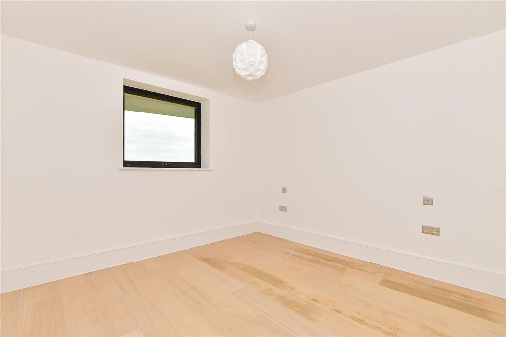 Additional image 9 of 2 bed flat for saleFitzroy Avenue, Broadstairs, Kent CT10