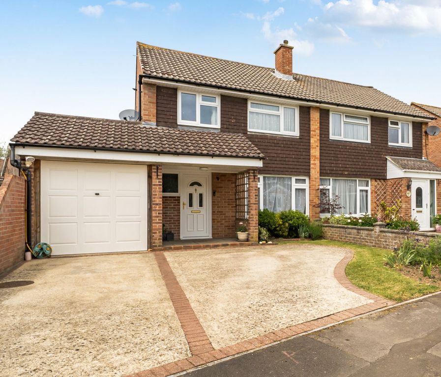 3 bed semi-detached house for saleWestmorland Drive, Felpham, Bognor Regis PO22