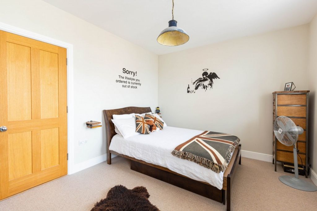 Additional image 7 of 4 bed terraced house for saleOrchard Square, Caversfield OX27
