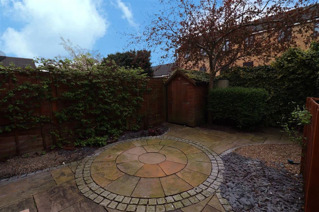 Additional image 16 of 3 bed property for saleTurner Close, Brough HU15