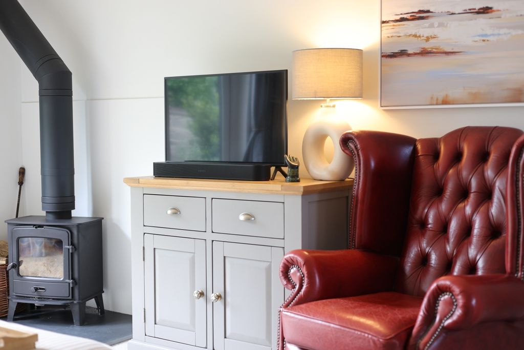 Additional image 4 of 3 bed link detached house for sale23 Calais Dene, Bampton OX18