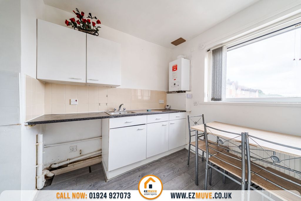 Additional image 7 of 2 bed flat for saleDale Close, Batley WF17