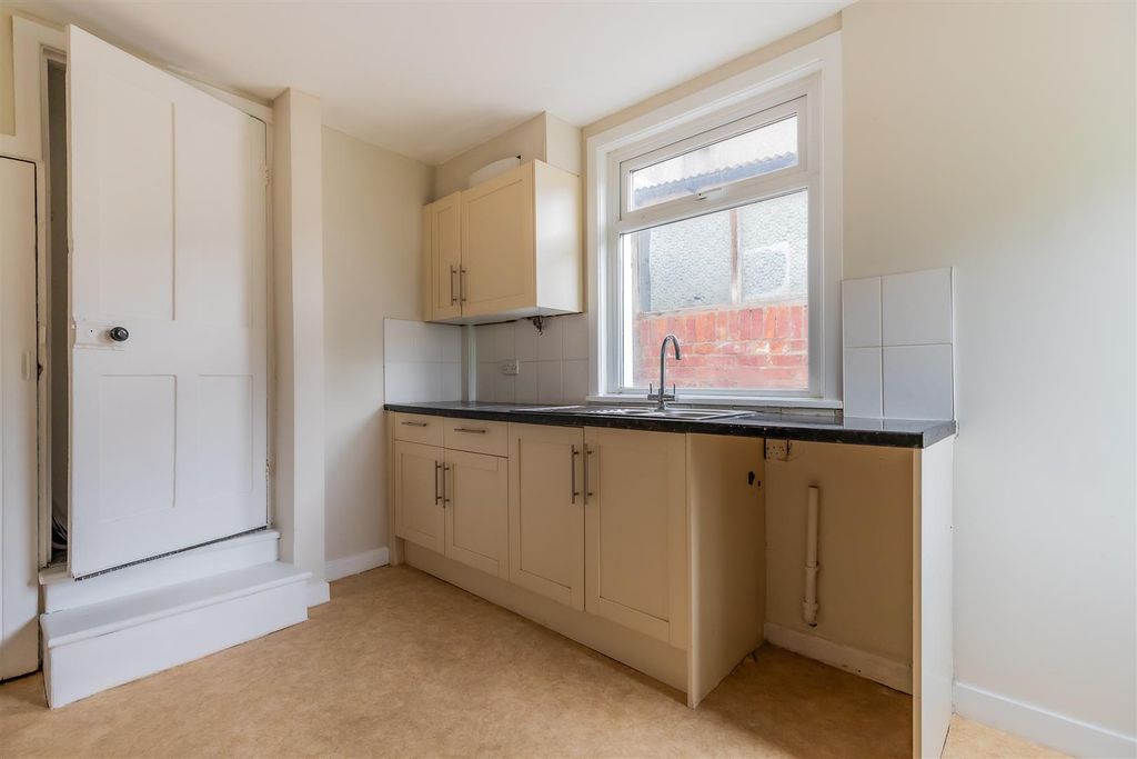 Additional image 7 of 2 bed property for saleImperial Buildings Row, Llandaff, Cardiff CF5