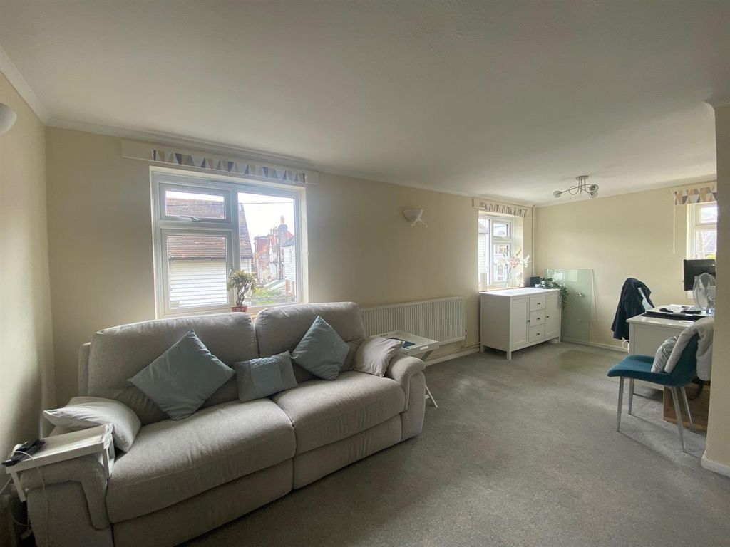 Additional image 3 of 2 bed flat for saleMount Street, Battle TN33