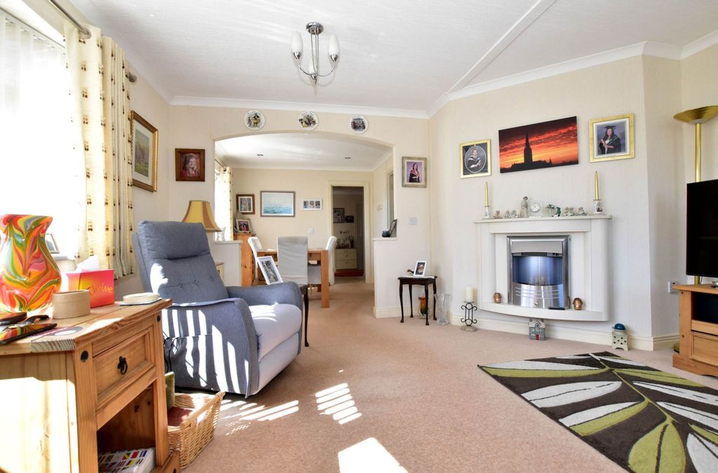 Additional image 7 of 2 bed mobile/park home for saleGreenfinch Close, Ballyhalbert BT22