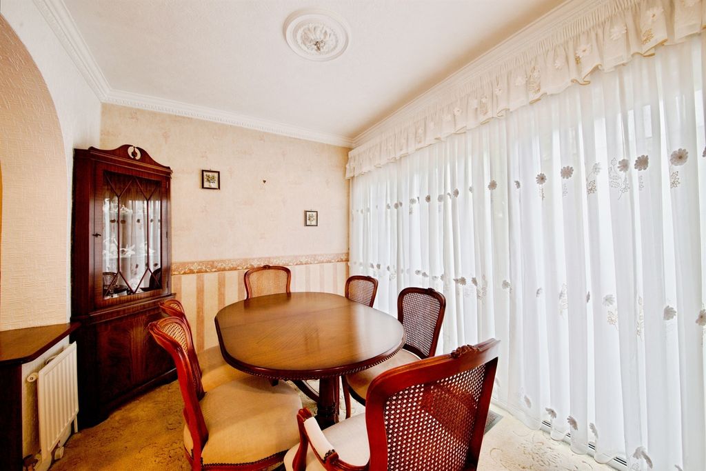 Additional image 5 of 3 bed end terrace house for saleWoodbridge Road, Barking IG11