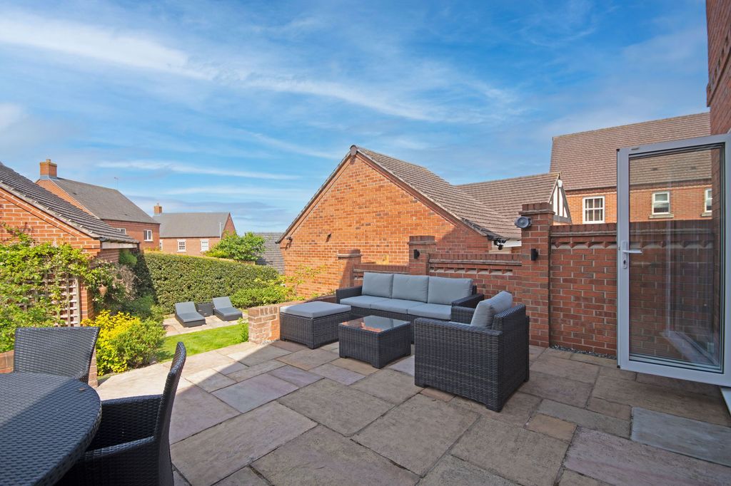 Additional image 2 of 5 bed detached house for saleSpitfire Road, Castle Donington DE74
