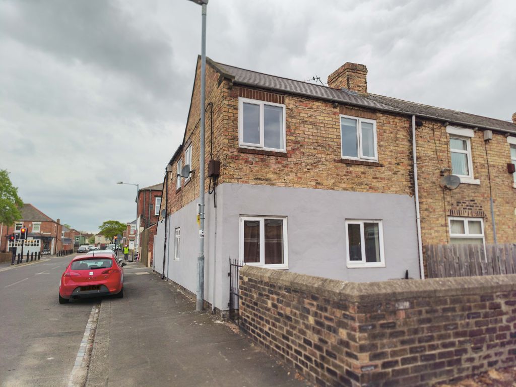 2 bed flat for salePont Street, Ashington NE63