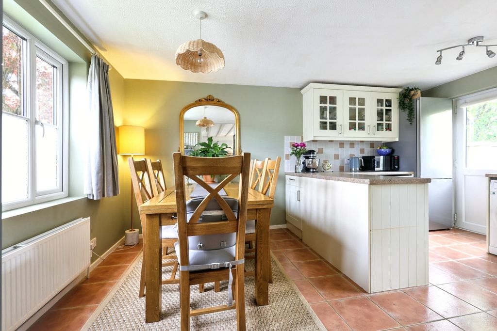 Additional image 6 of 3 bed link detached house for sale23 Calais Dene, Bampton OX18