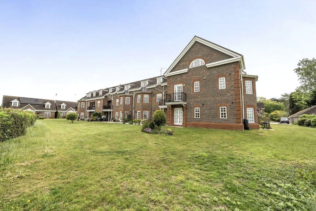 Additional image 16 of 2 bed parking/garage for saleLady Cooper Court, Castle Village, Berkhamsted, Hertfordshire HP4