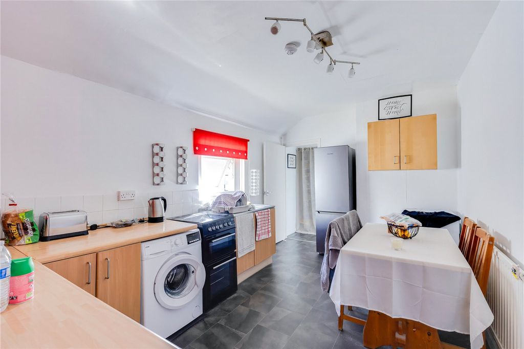 Additional image 8 of 2 bed maisonette for saleSeymour Street, Splott, Cardiff CF24