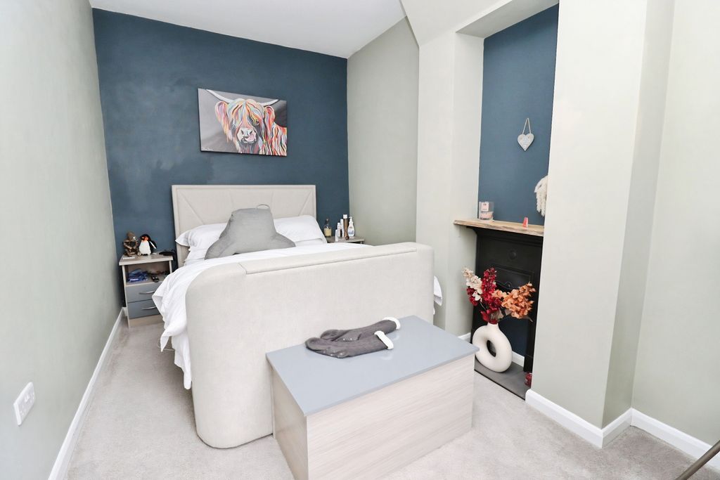 Additional image 7 of 2 bed flat for saleSouth Street, Caistor LN7