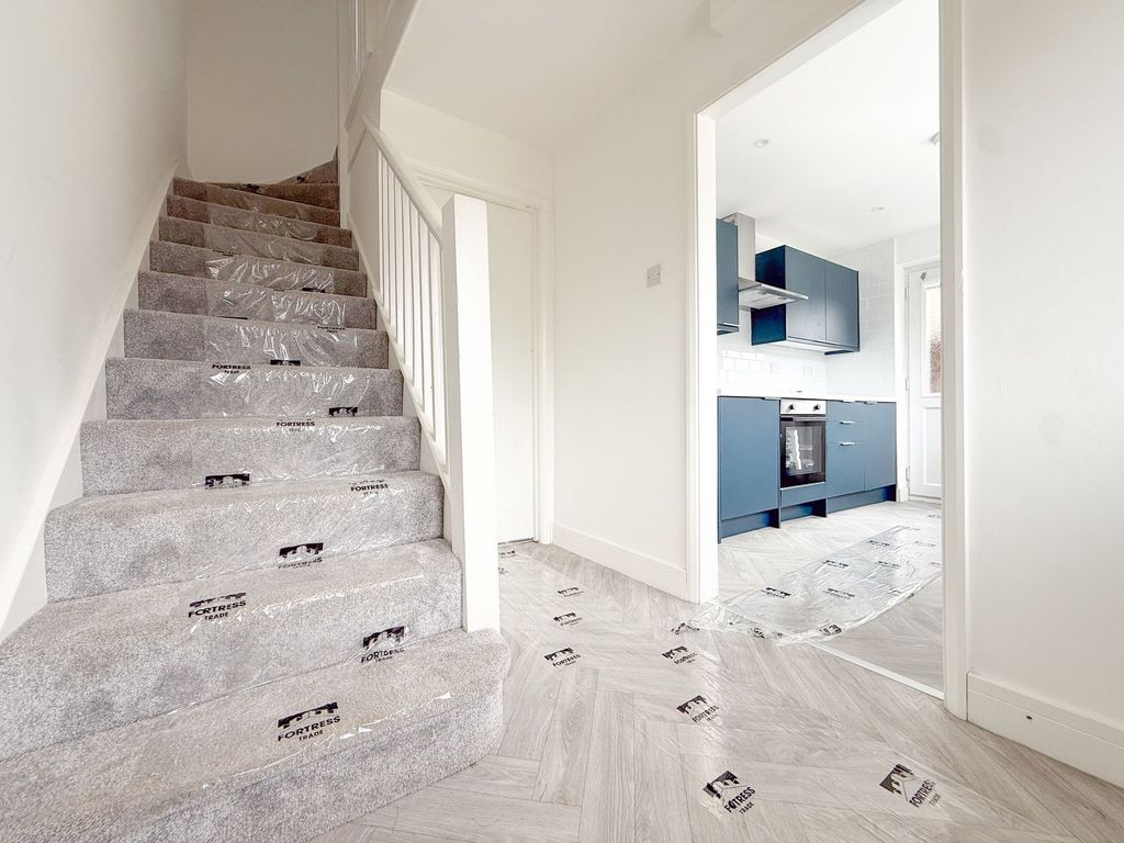 Additional image 7 of 3 bed semi-detached house for saleHillview Crescent, Newport NP19