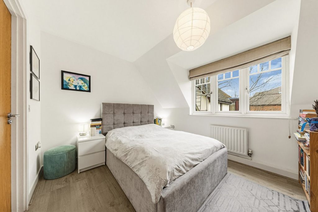 Additional image 3 of 2 bed flat for saleCopers Cope Road, Beckenham BR3