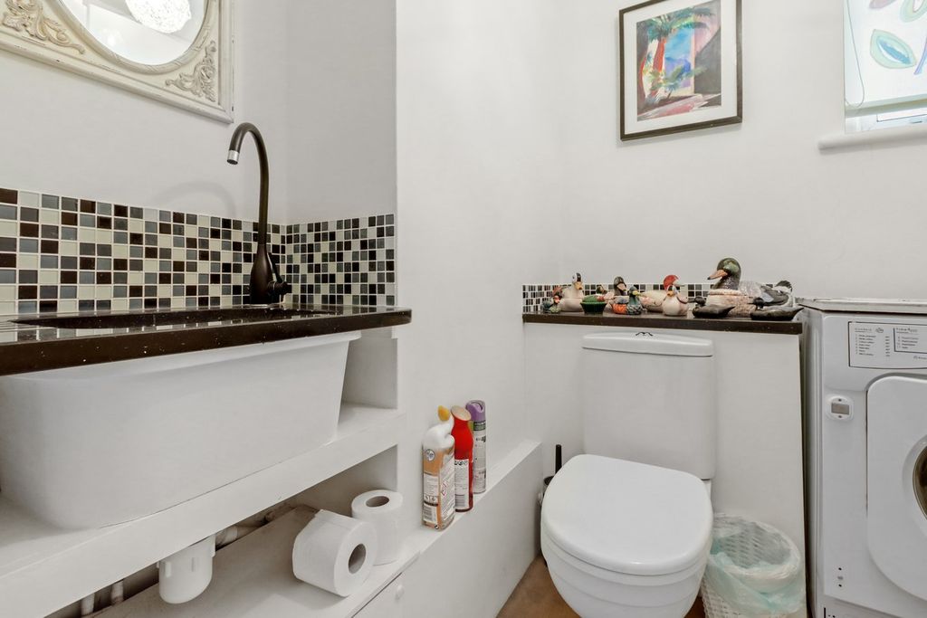 Additional image 12 of 4 bed flat for saleKnole Road, Bexhill-On-Sea TN40