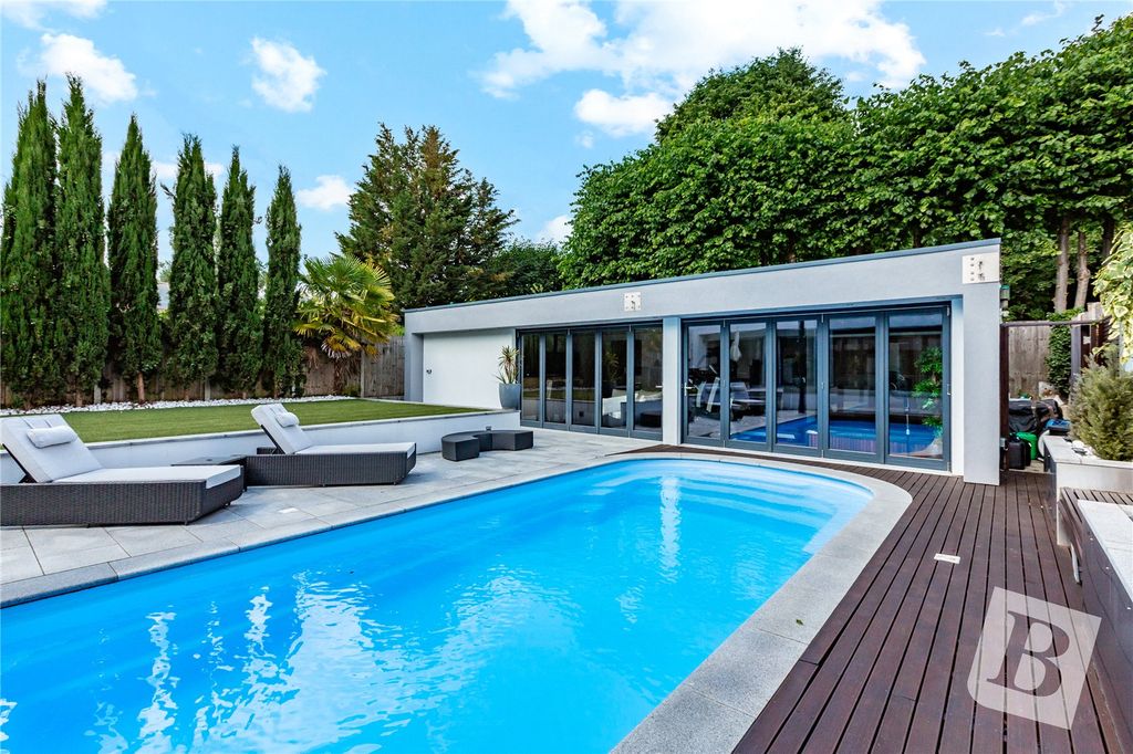Additional image 53 of 5 bed detached house for saleNelmes Road, Emerson Park RM11