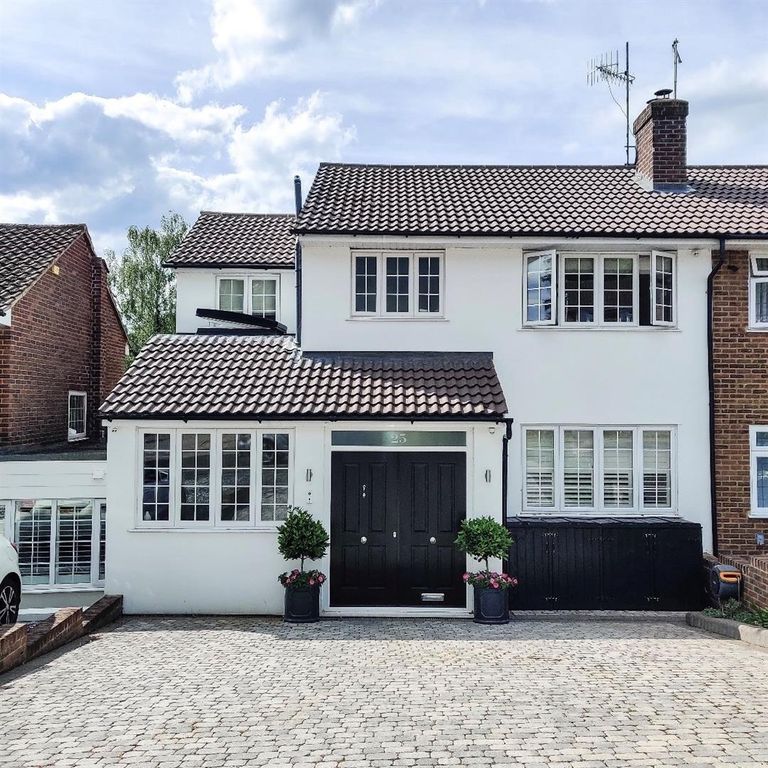 Additional image 2 of 4 bed semi-detached house for saleManor House Gardens, Abbots Langley WD5