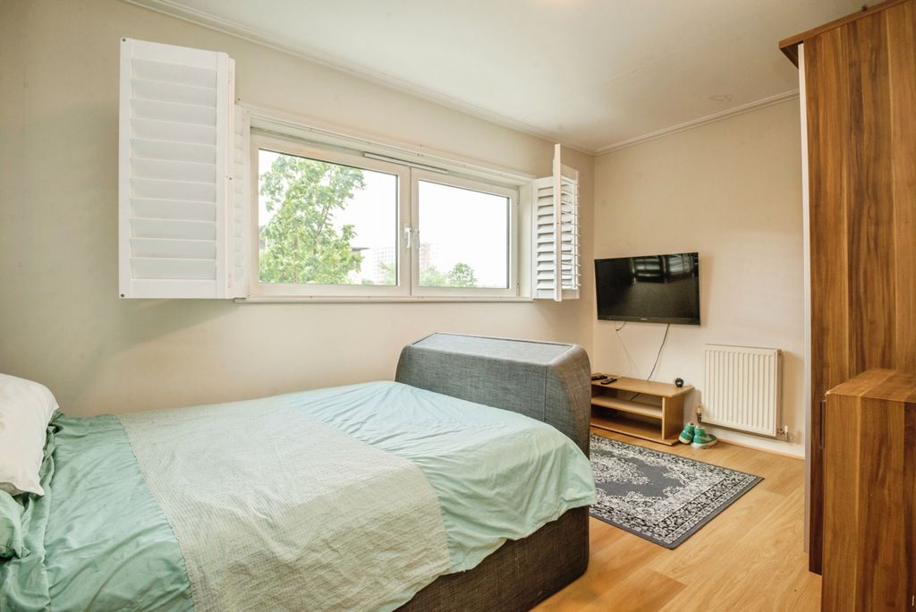 Additional image 7 of 3 bed town house for saleTaliesin Court, Chandlery Way, Cardiff CF10