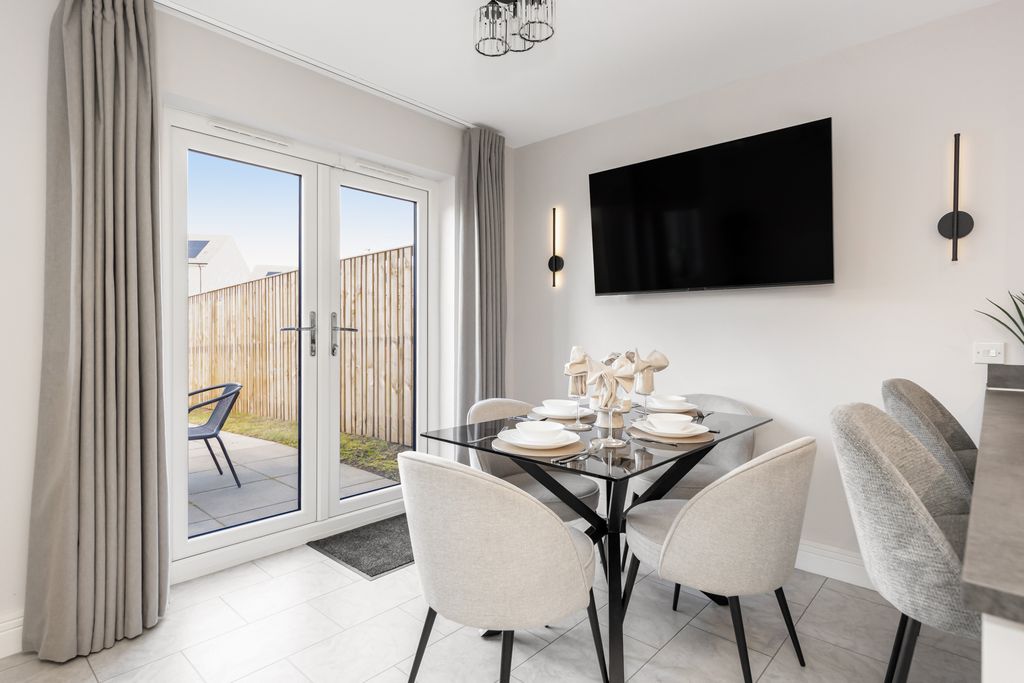 Additional image 6 of 3 bed town house for sale16 Kettleslaw Cruik, South Queensferry EH30