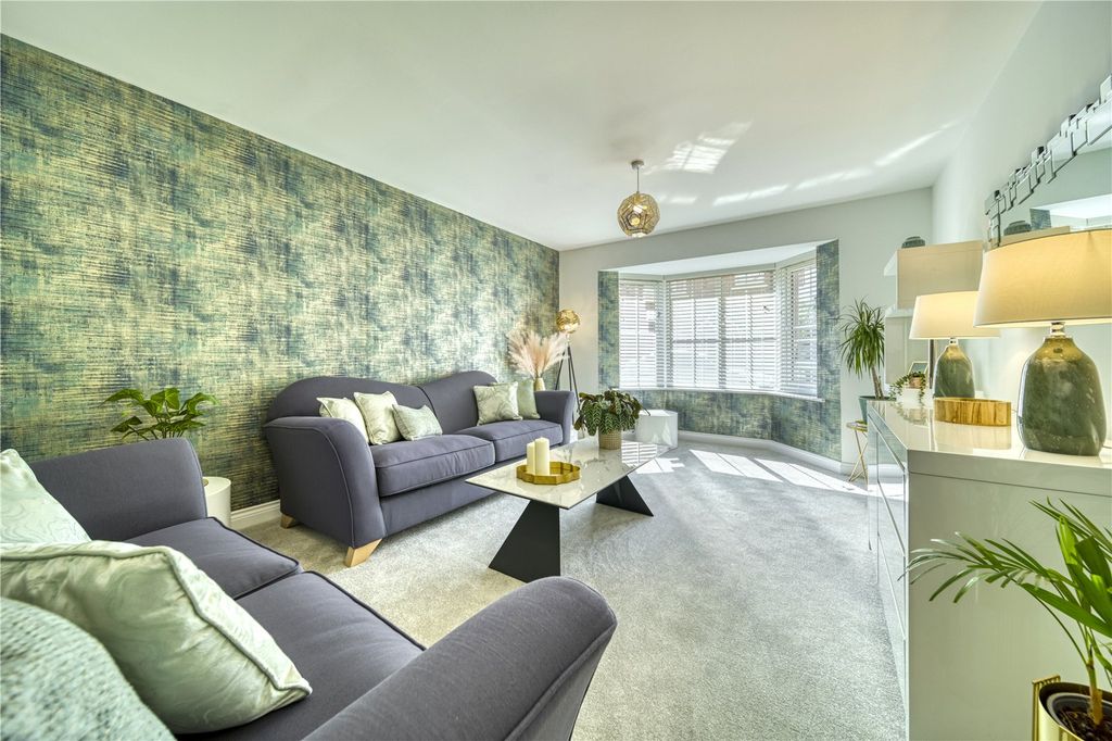 Additional image 2 of 4 bed detached house for saleSelborne Park, 35 Thistledown Road, Alton GU34