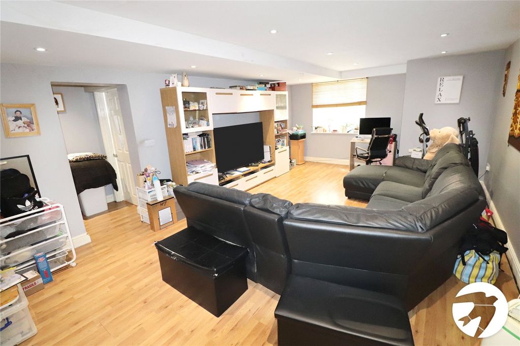 Additional image 4 of 2 bed flat for saleRuskin Road, Belvedere DA17
