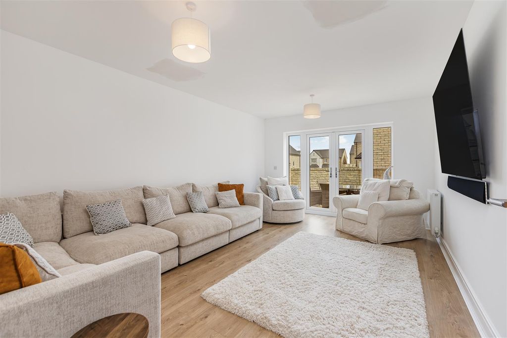 Additional image 2 of 5 bed detached house for saleMerlin Drive, Barnard Castle DL12