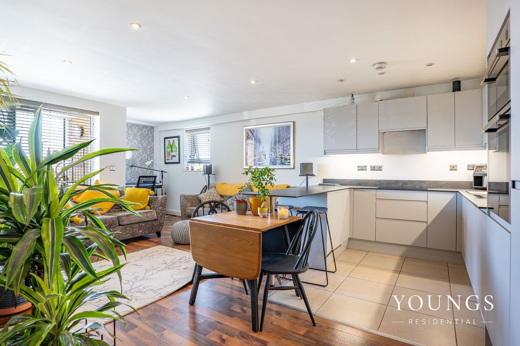Additional image 2 of 2 bed flat for saleLambeth Road, Lambeth Court Lambeth Road SS7